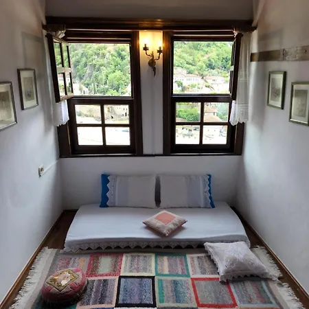 Ansel Three-bedroom Museum House Since 1720