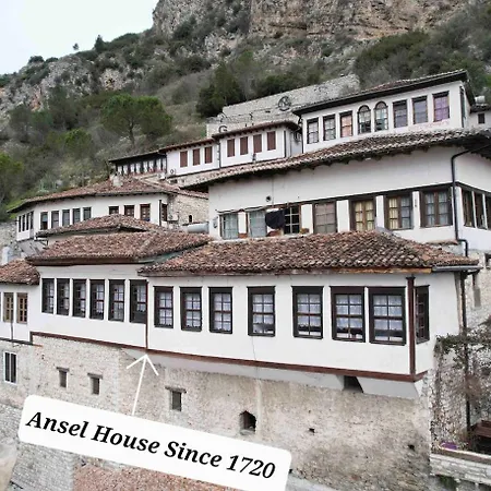 Ansel Three-bedroom Museum House Since 1720 *