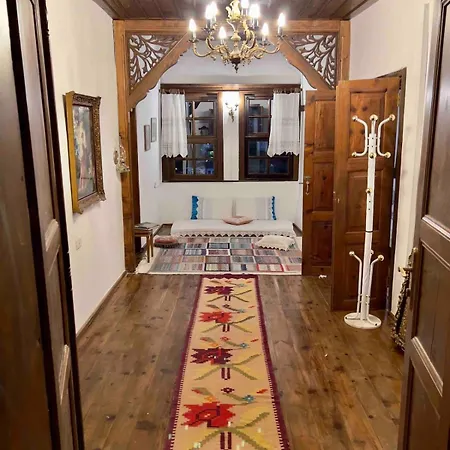 Ansel Three-bedroom Museum House Since 1720 Apartment